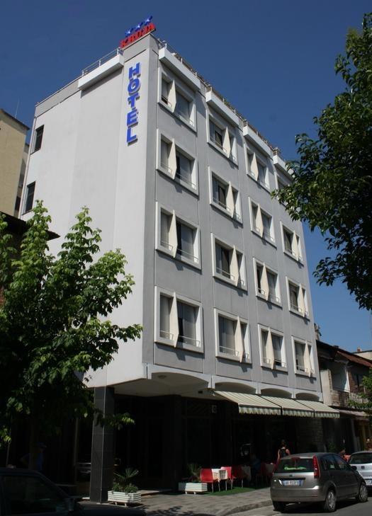 טיראנה Kruja Hotel מראה חיצוני תמונה