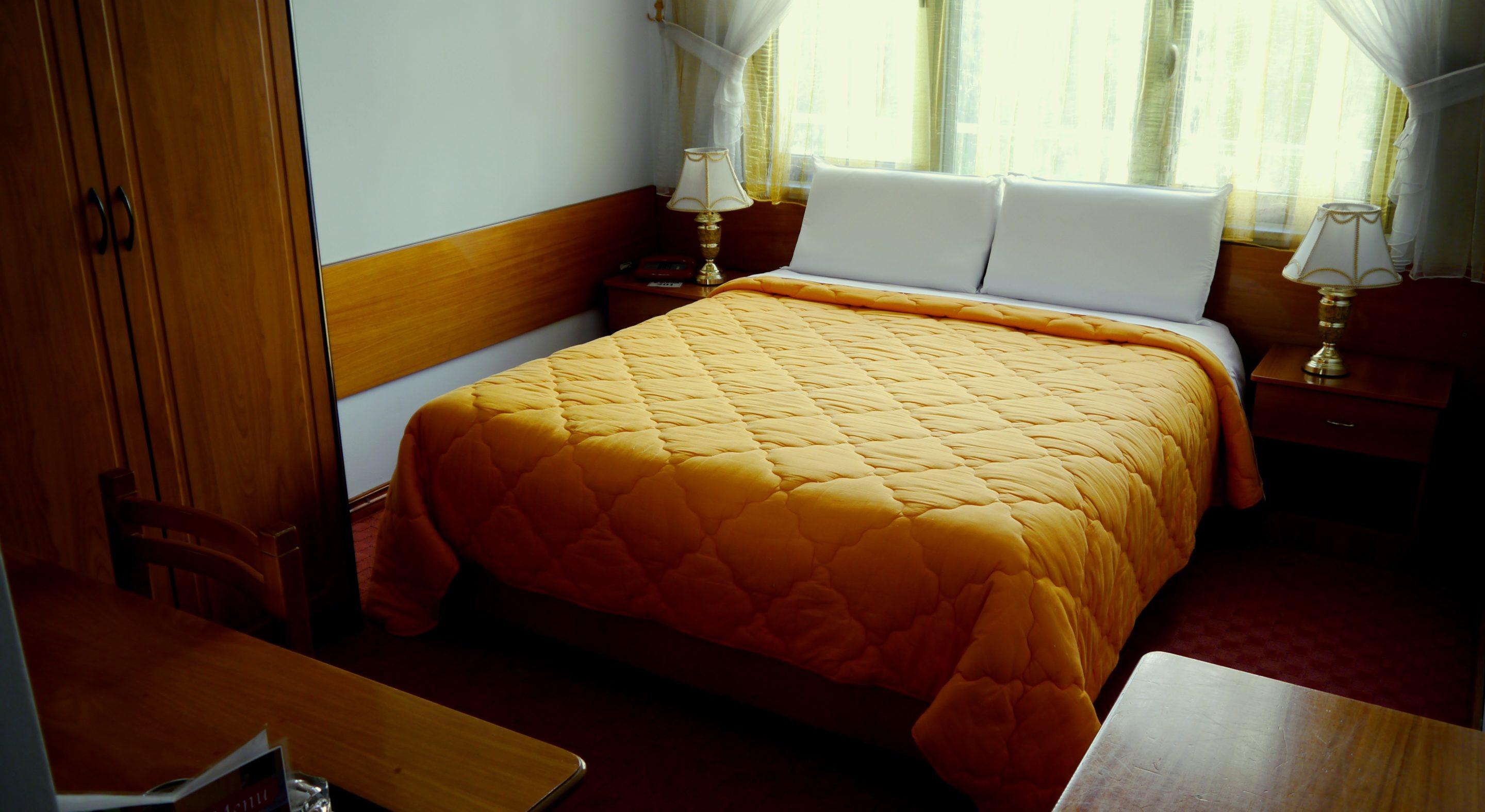 טיראנה Kruja Hotel מראה חיצוני תמונה