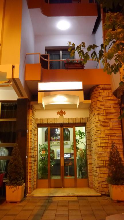 טיראנה Kruja Hotel מראה חיצוני תמונה